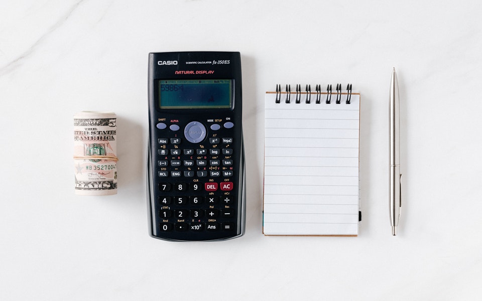 calculator-pencil-and-money